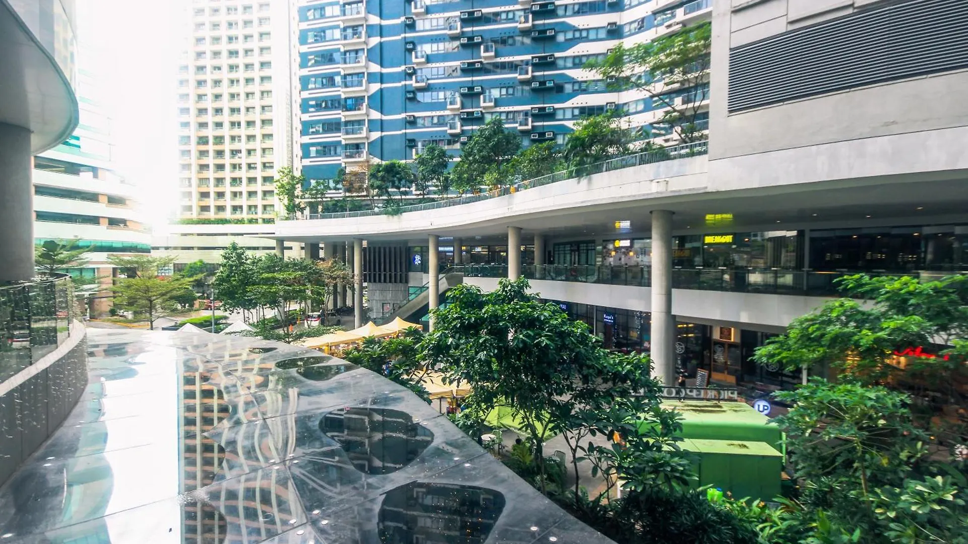 Urban Charm Cozy Meet 60 Air Swim Gym Park 300Mb Apartment Manila