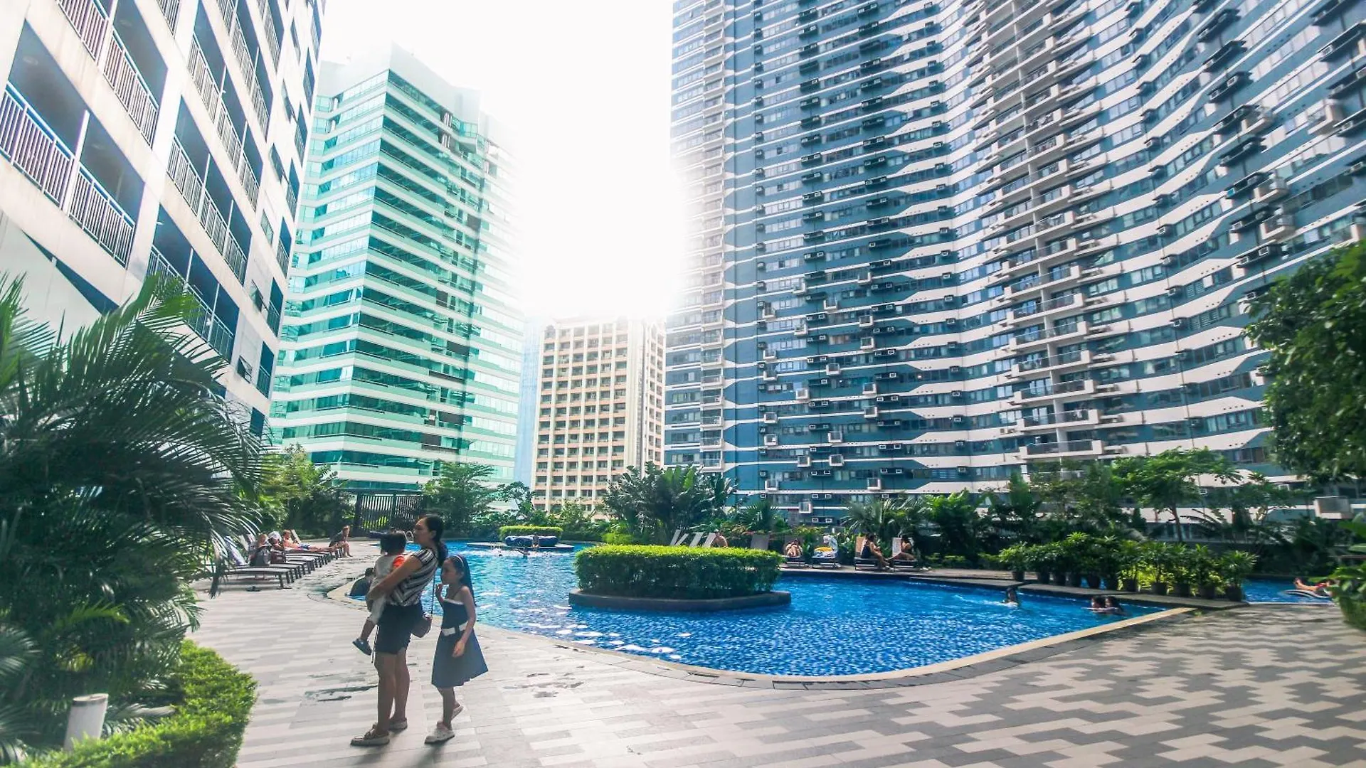 Urban Charm Cozy Meet 60 Air Swim Gym Park 300Mb Apartment Manila Philippines